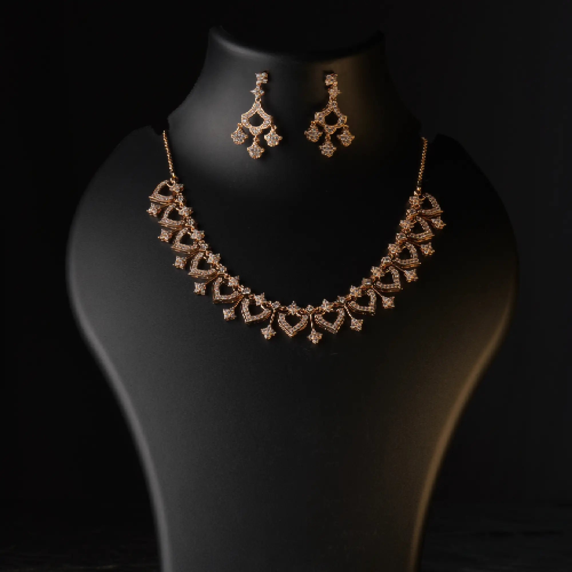 Aarvi Diamond Crush Necklace Set – Sparkle in Every Curve