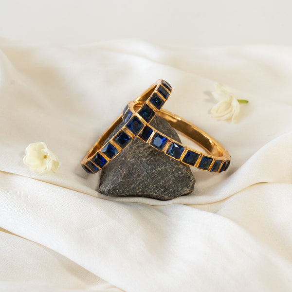 Keya – Sapphire Square Kemp Bangles 
