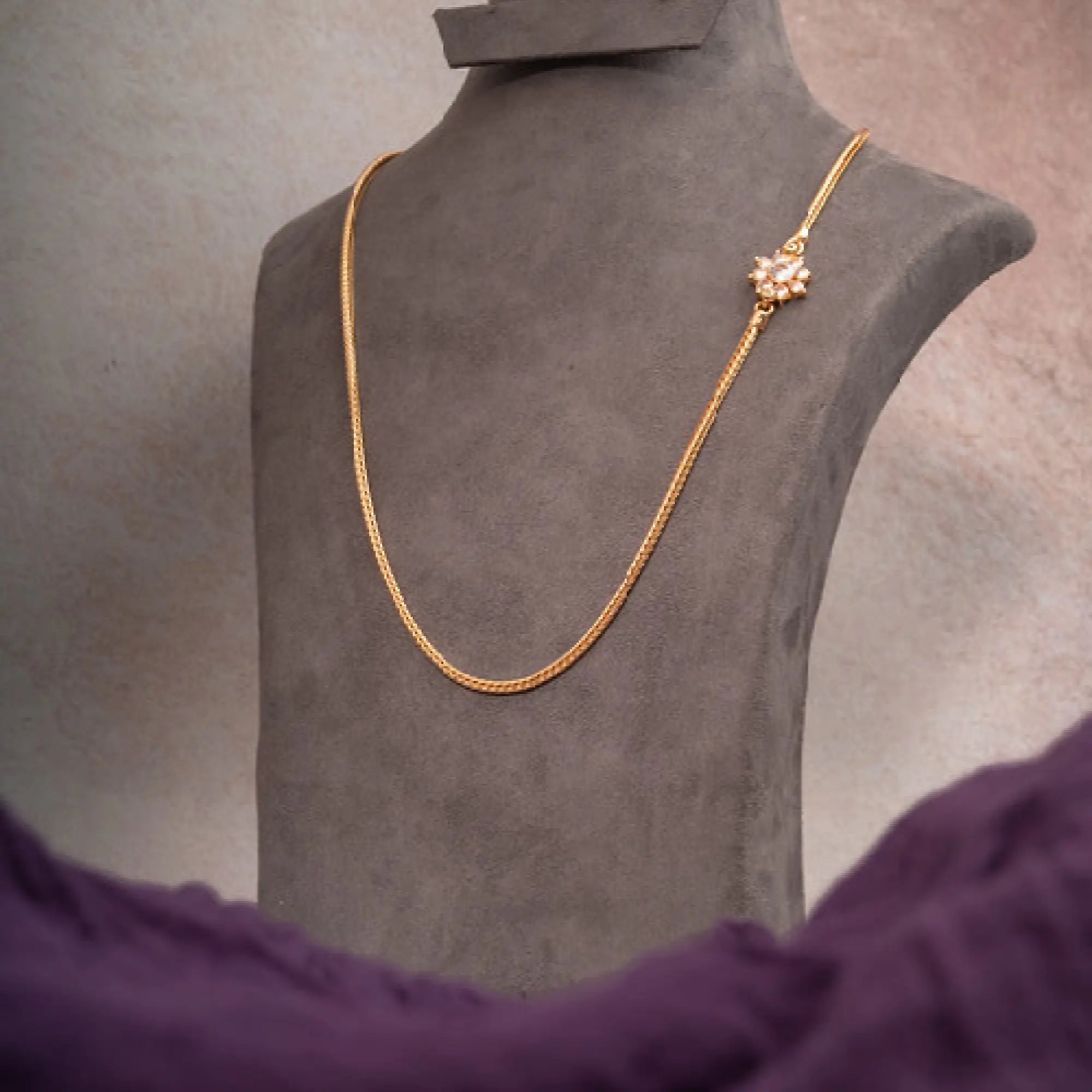 Opulent Radiance Mugappu chain