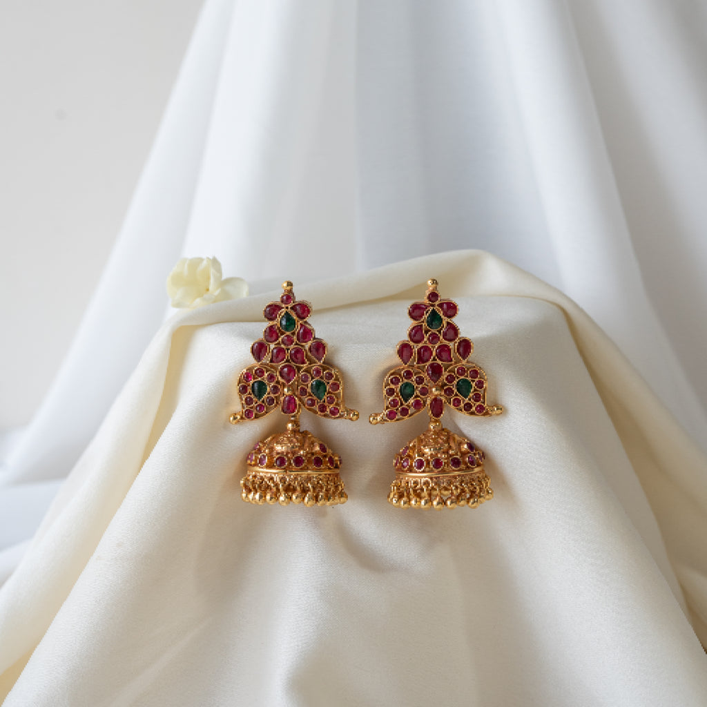 Charulata Kemp Stud Earrings 
