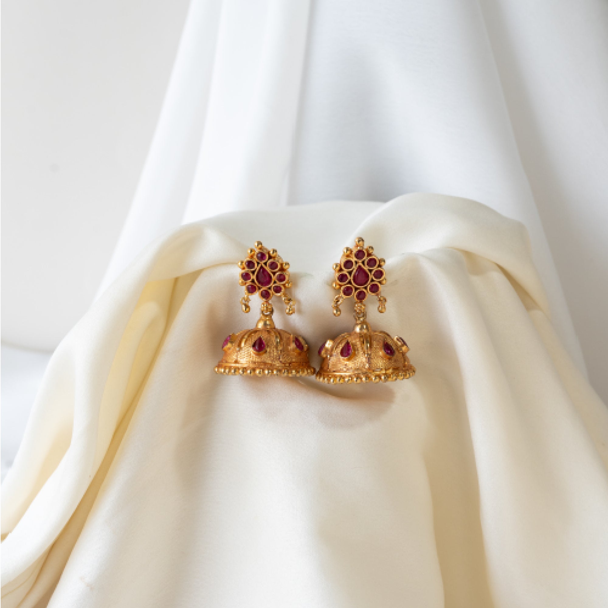 Devina Antique Kemp Jumka 