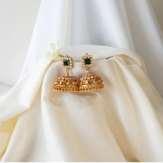 Tanvika Square Kemp Studs 