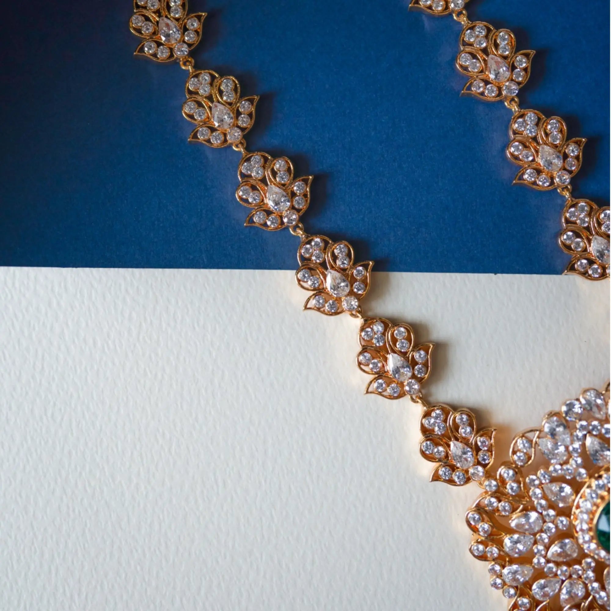 Royal Kemp Pendant Necklace