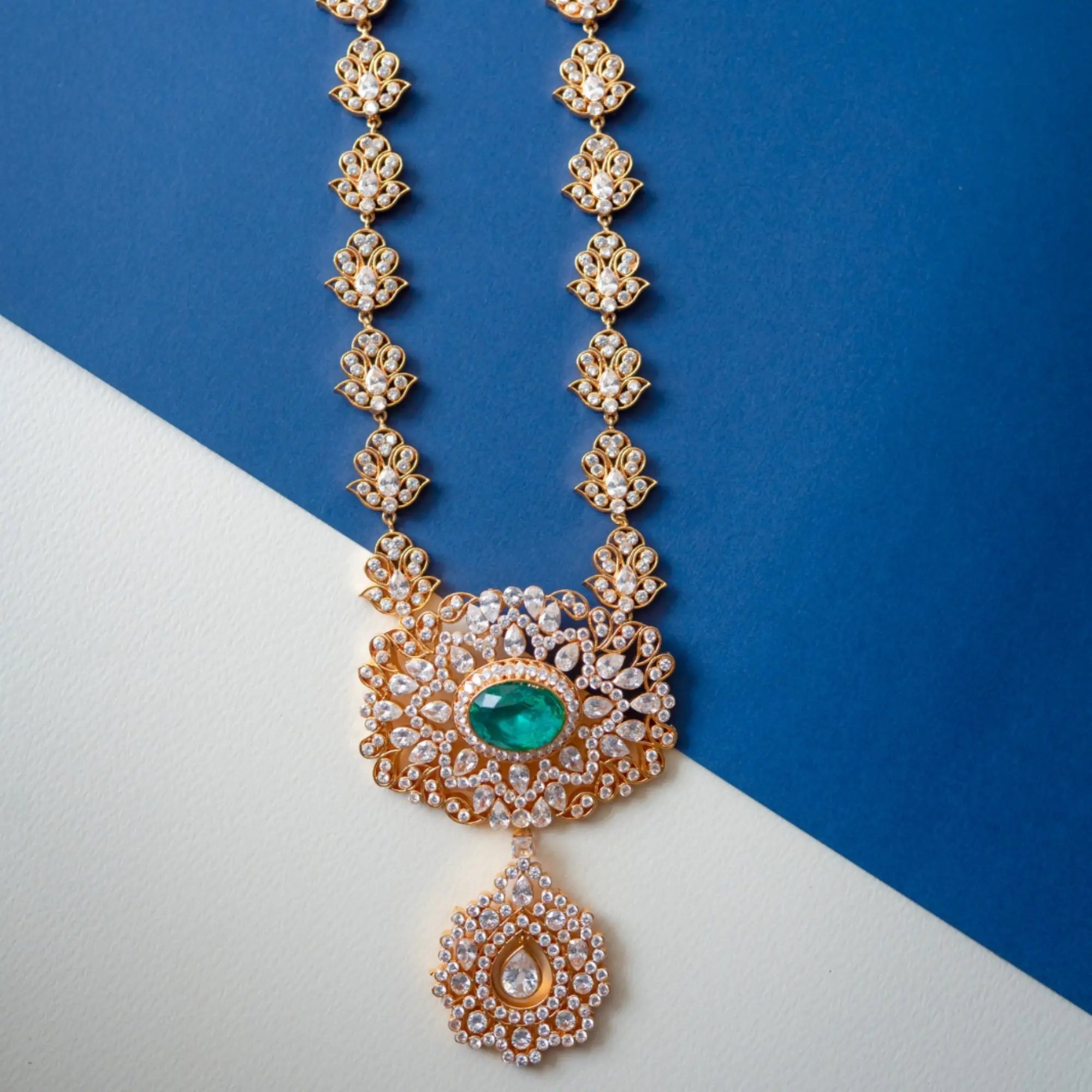 Royal Kemp Pendant Necklace