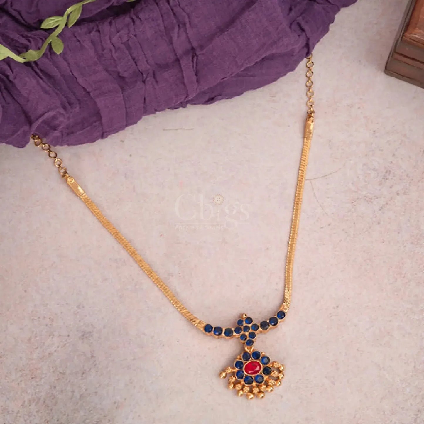 Sapphire & Ruby Kemp Stone Long Attigai