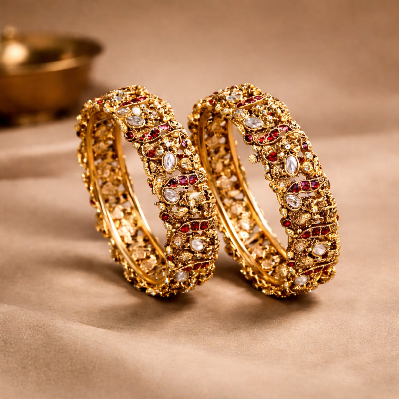 BANGLES