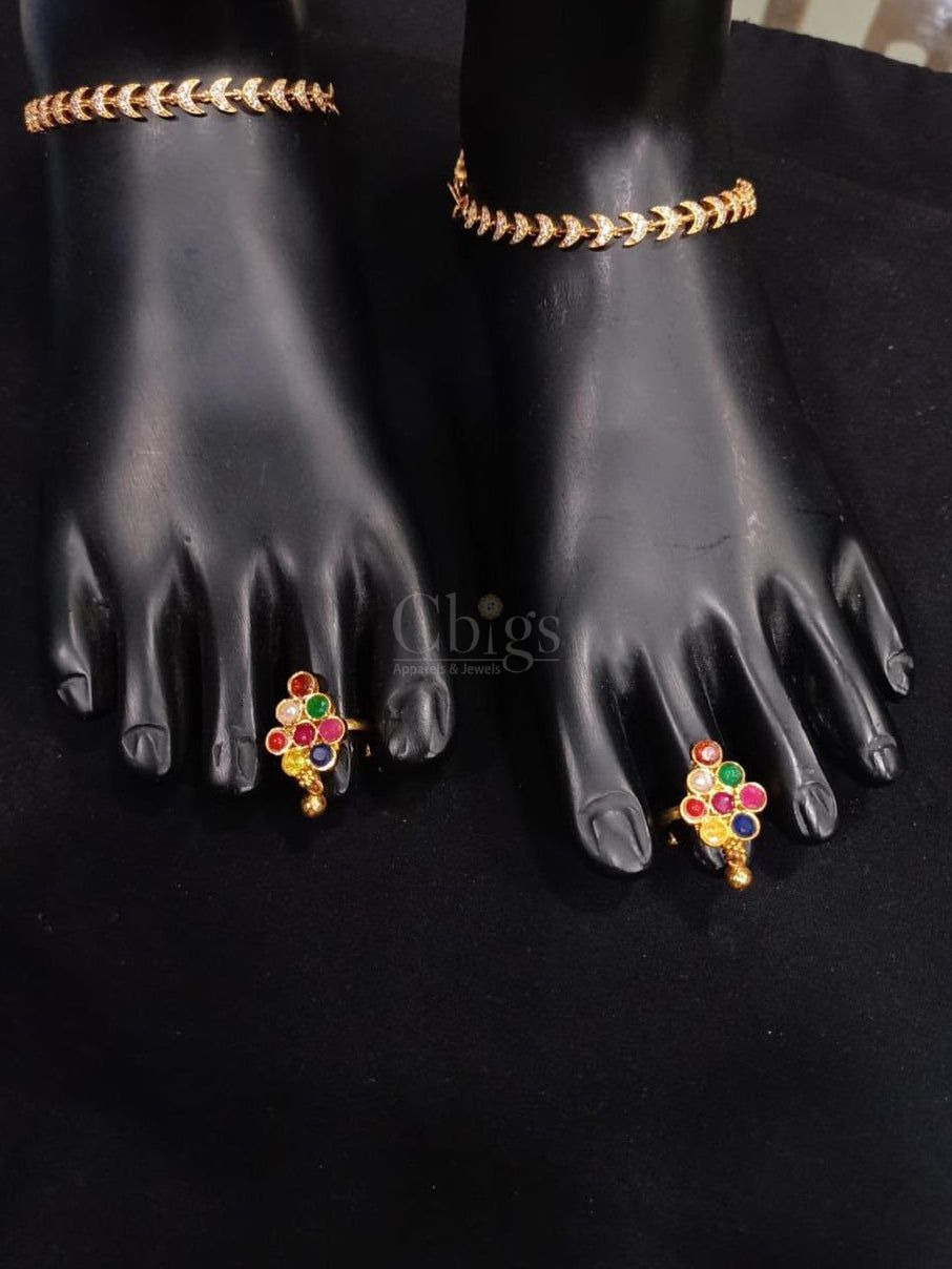 Navaratna Cluster Toe Ring - Adjutable (Single)
