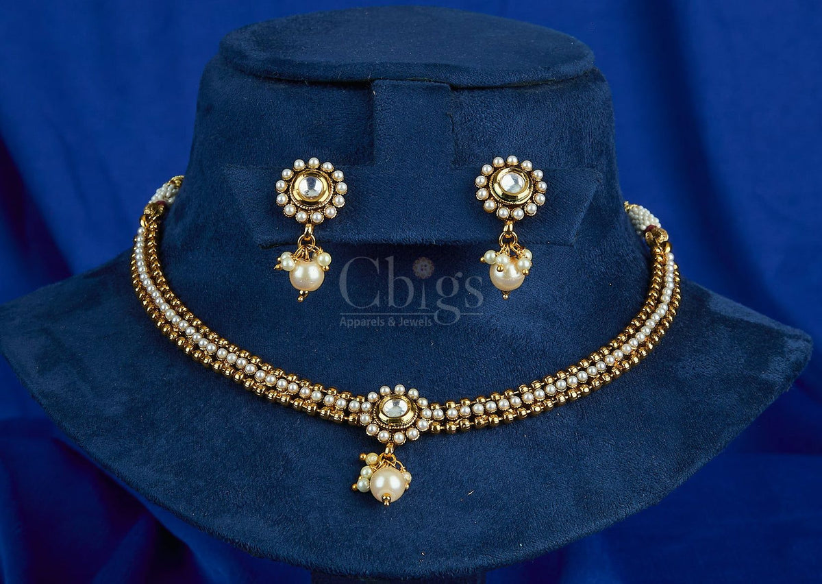 Antique Pearl Kundan Floral Necklace Set
