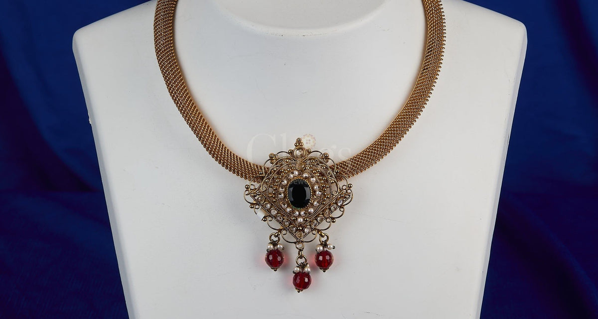 Antique Garnet Mesh Medallion Necklace Set