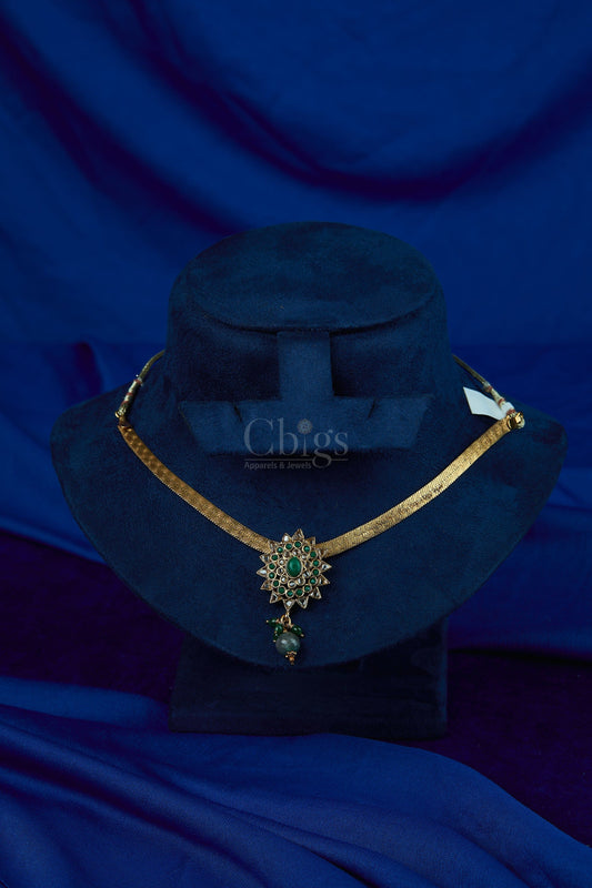 Antique Emerald Barrel Bead Minimal Necklace
