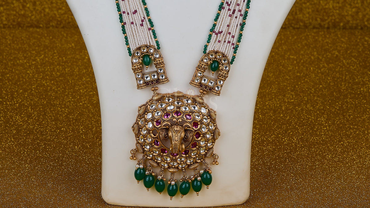 Antique Elephant Crest Ruby Pearl Long Set