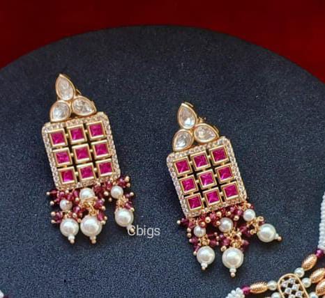 Ruby crystal & pearl chokker