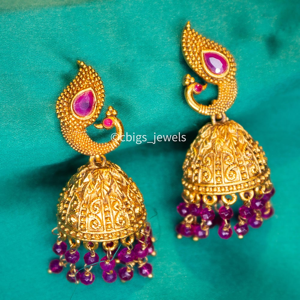 Amazon.com: BBRATS Traditional Temple Jewellery 18k One Gram Gold Ethnic  Brass Stylish South Indian Ghungroo Screw Back Studs Meenakari Peacock Ruby  Jhumki Jhumkas Jhumka Earrings Set For Women girls -GOLD JHUMKI-M143:  Clothing,