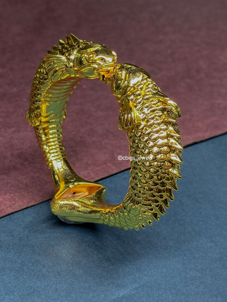 Fish Motif Antique Gold Finish Kada