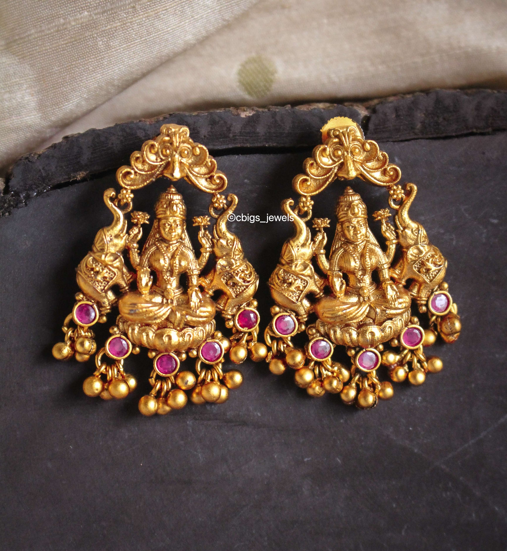 Shop Temple St. Clair Garden Of Earthly Delights Diamond & 18K Gold Bee  Bellina Earrings | Saks Fifth Avenue