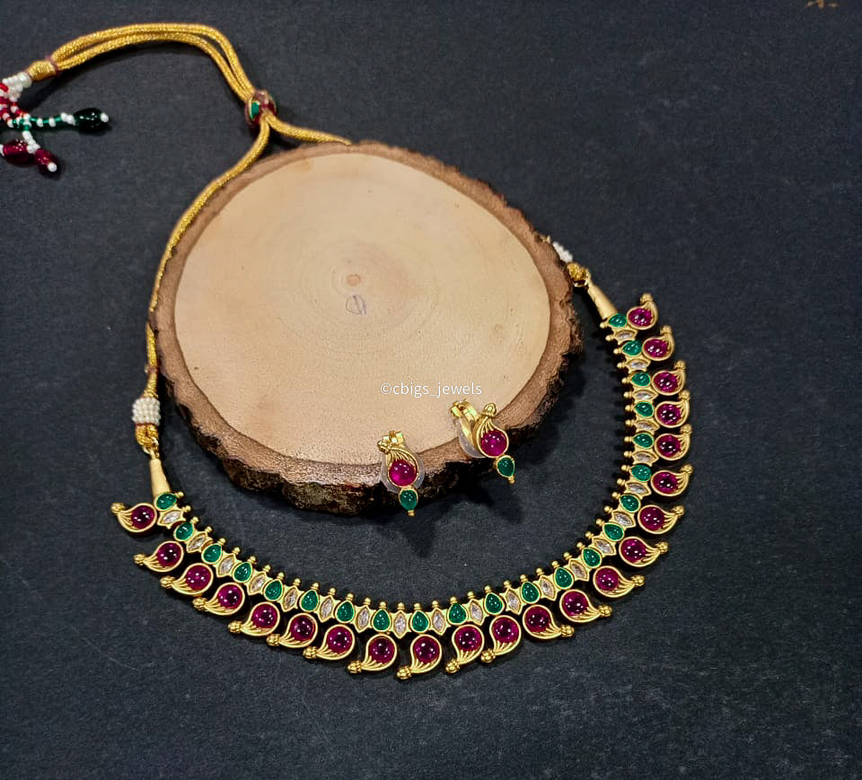 Simple Multicolour Mango Necklace
