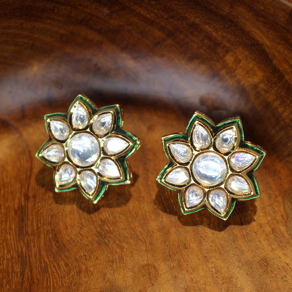 Kundan Studs