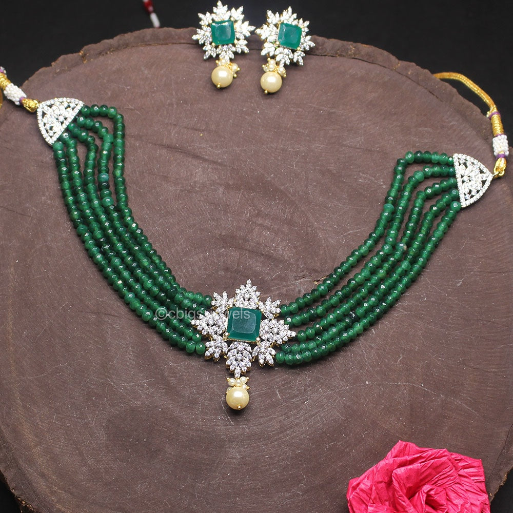 Semi Precious Emerald Beads Necklace with Zircon Pendant